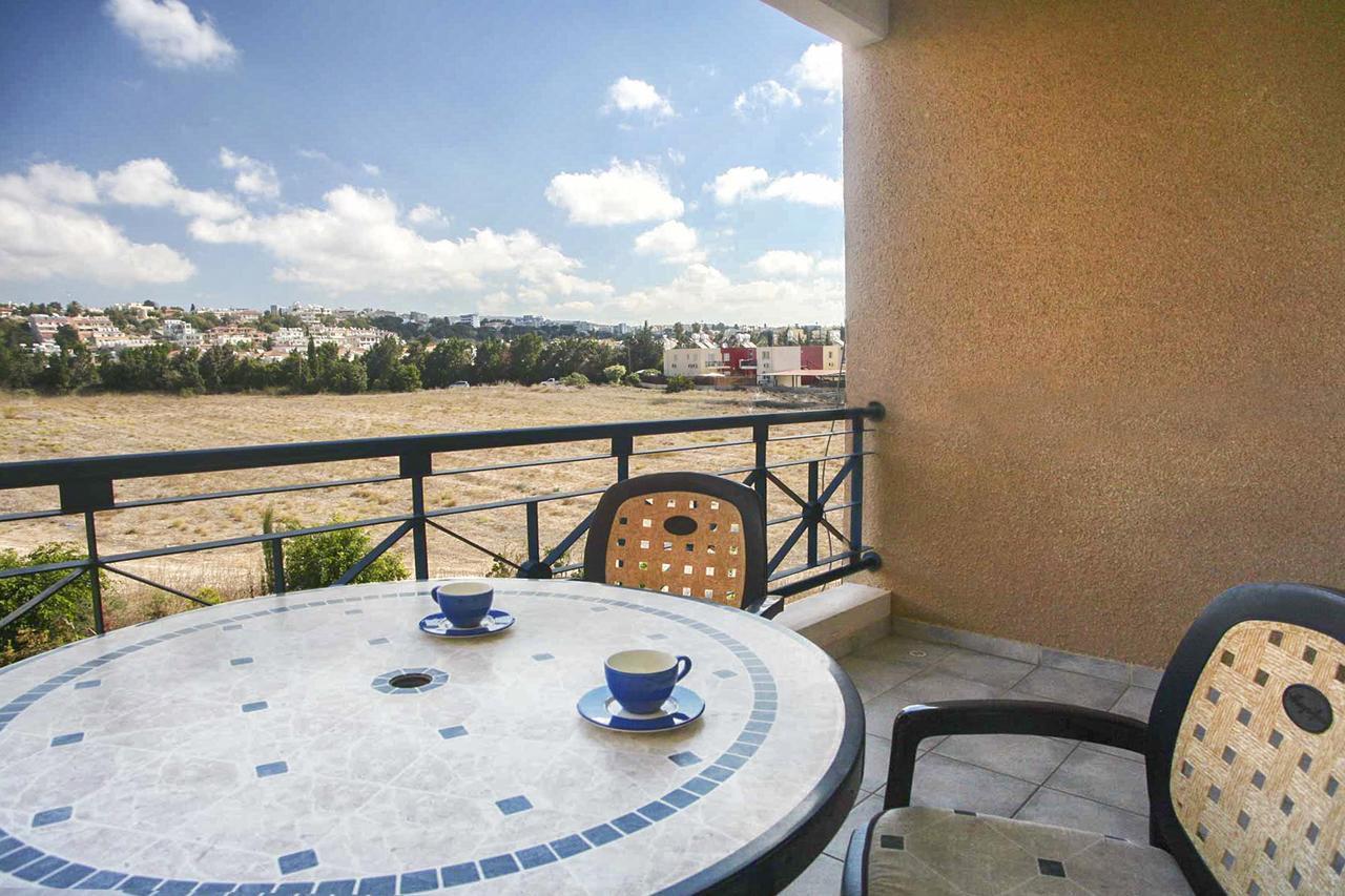 Pafia 3 Holiday Apartment Paphos Exteriör bild