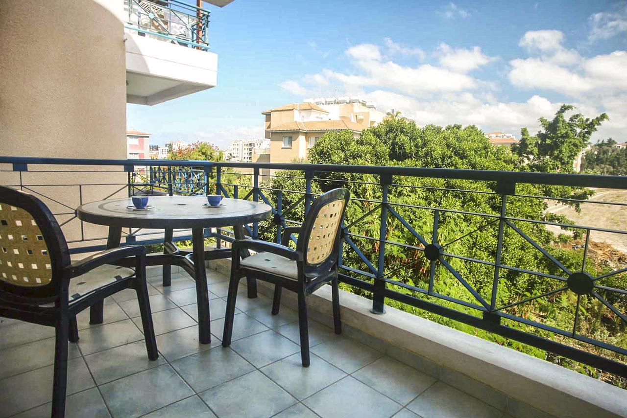 Pafia 3 Holiday Apartment Paphos Exteriör bild