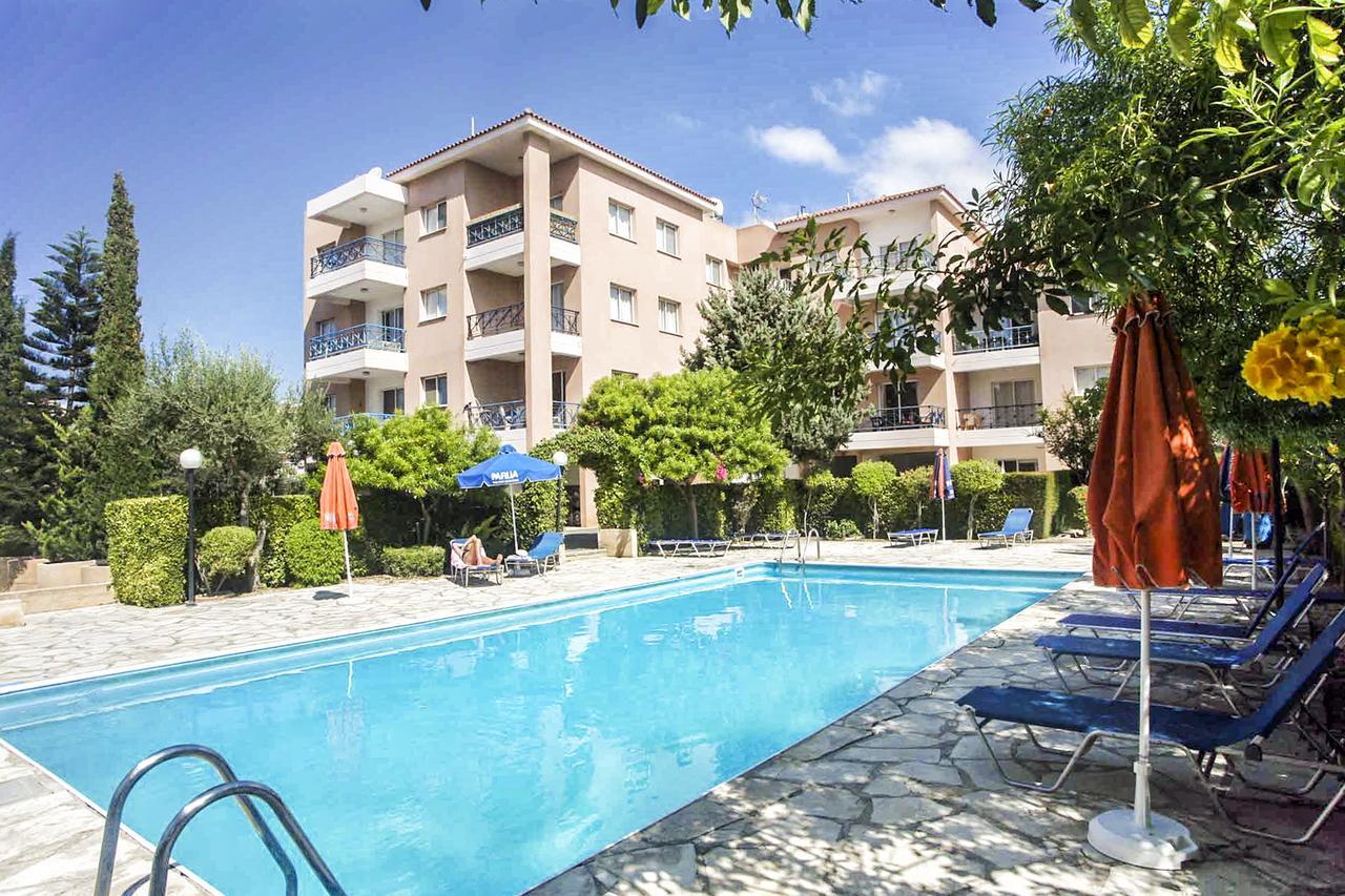 Pafia 3 Holiday Apartment Paphos Exteriör bild
